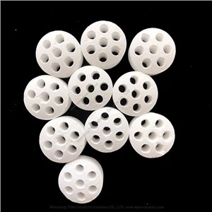 Bola de cerámica de alúmina con bola perforada con orificio para relleno